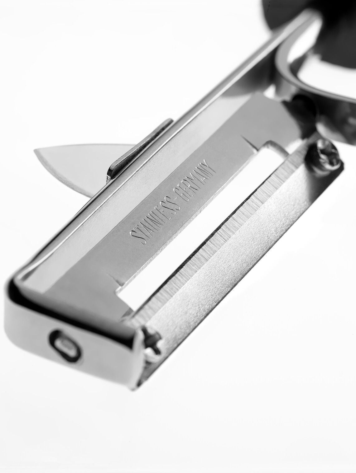 Triangle - Swivel Peeler Spirit