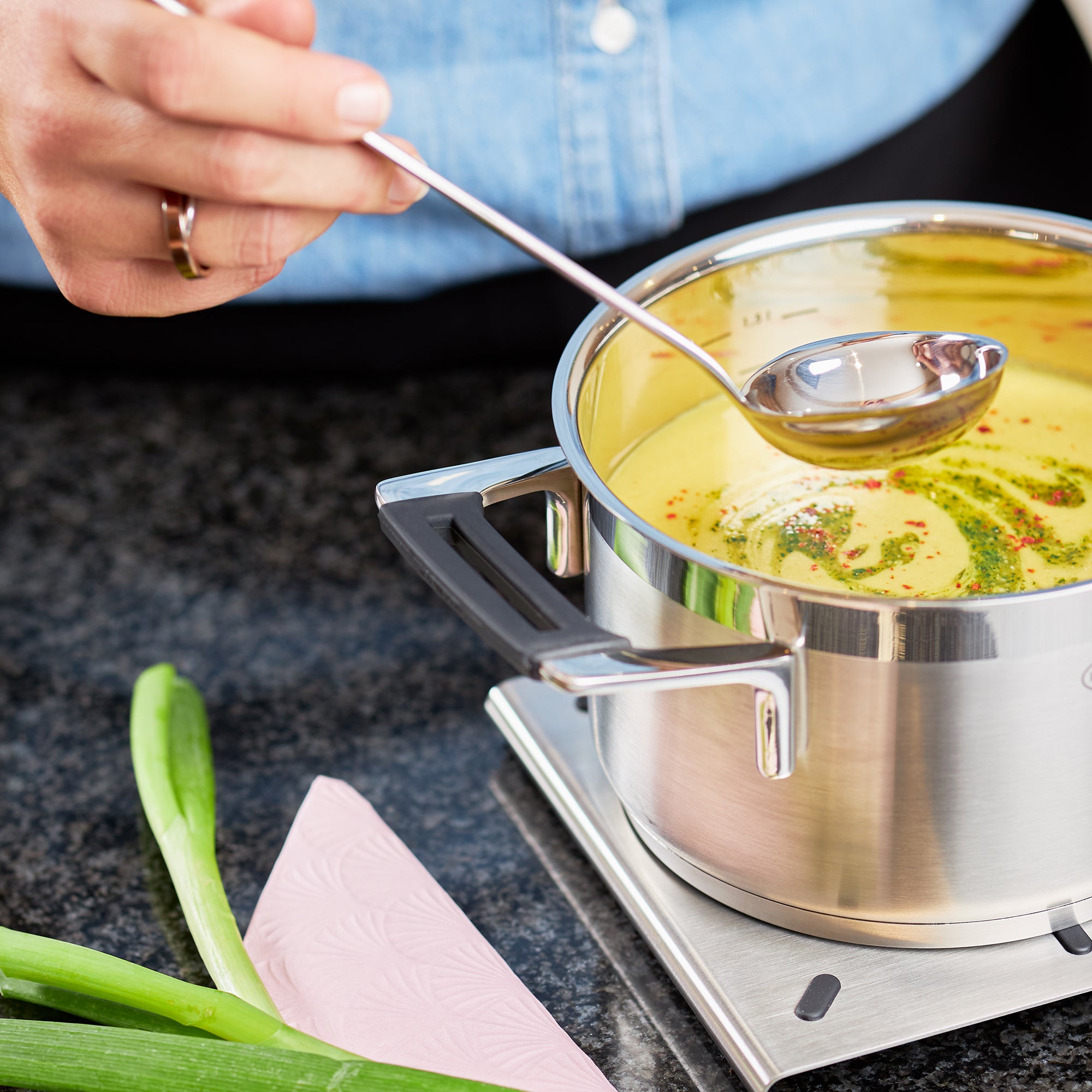 Rösle - Sauce Ladle - 25cm (9.8")