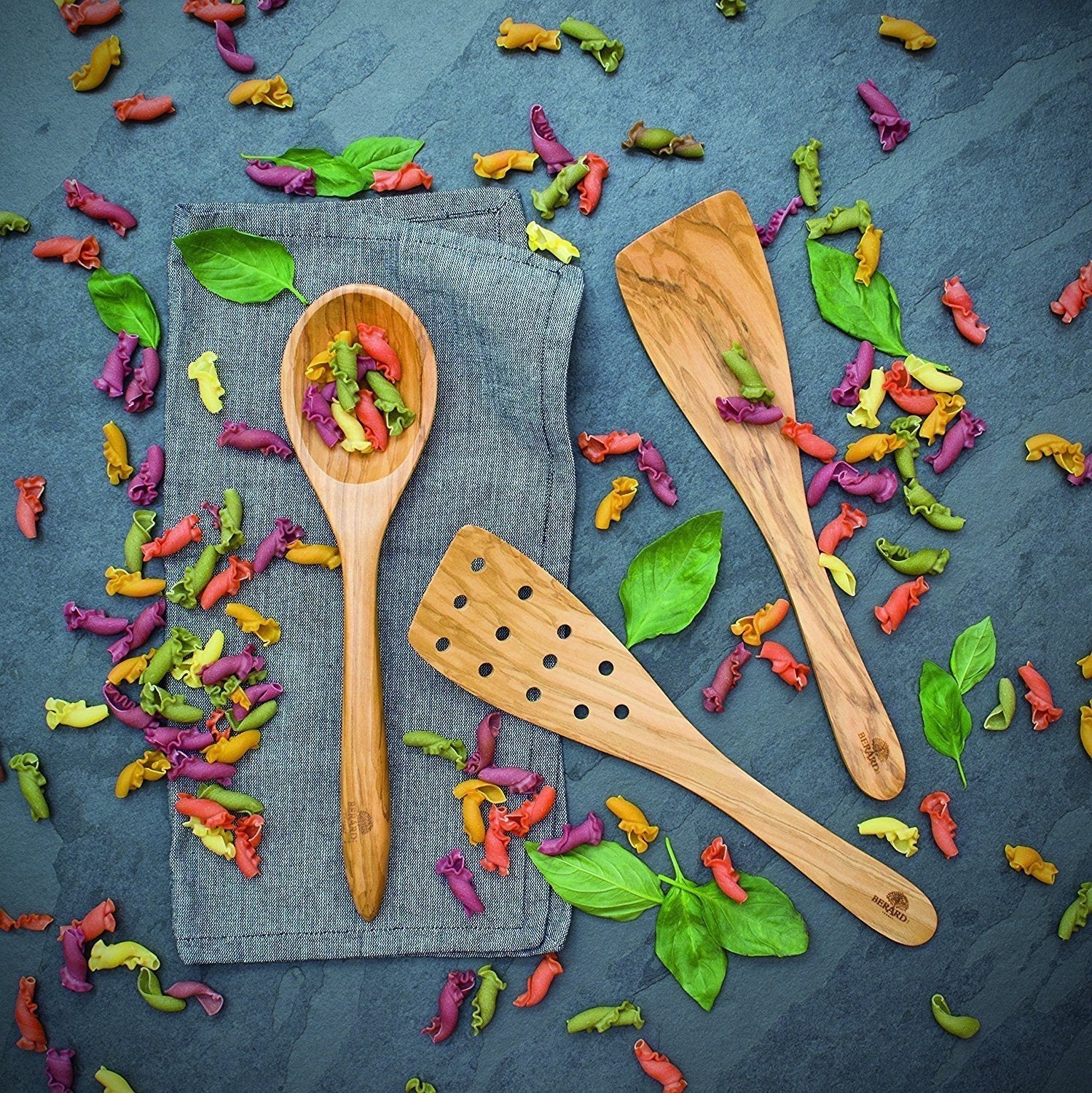 Berard - Olive Wood Curved Spatula