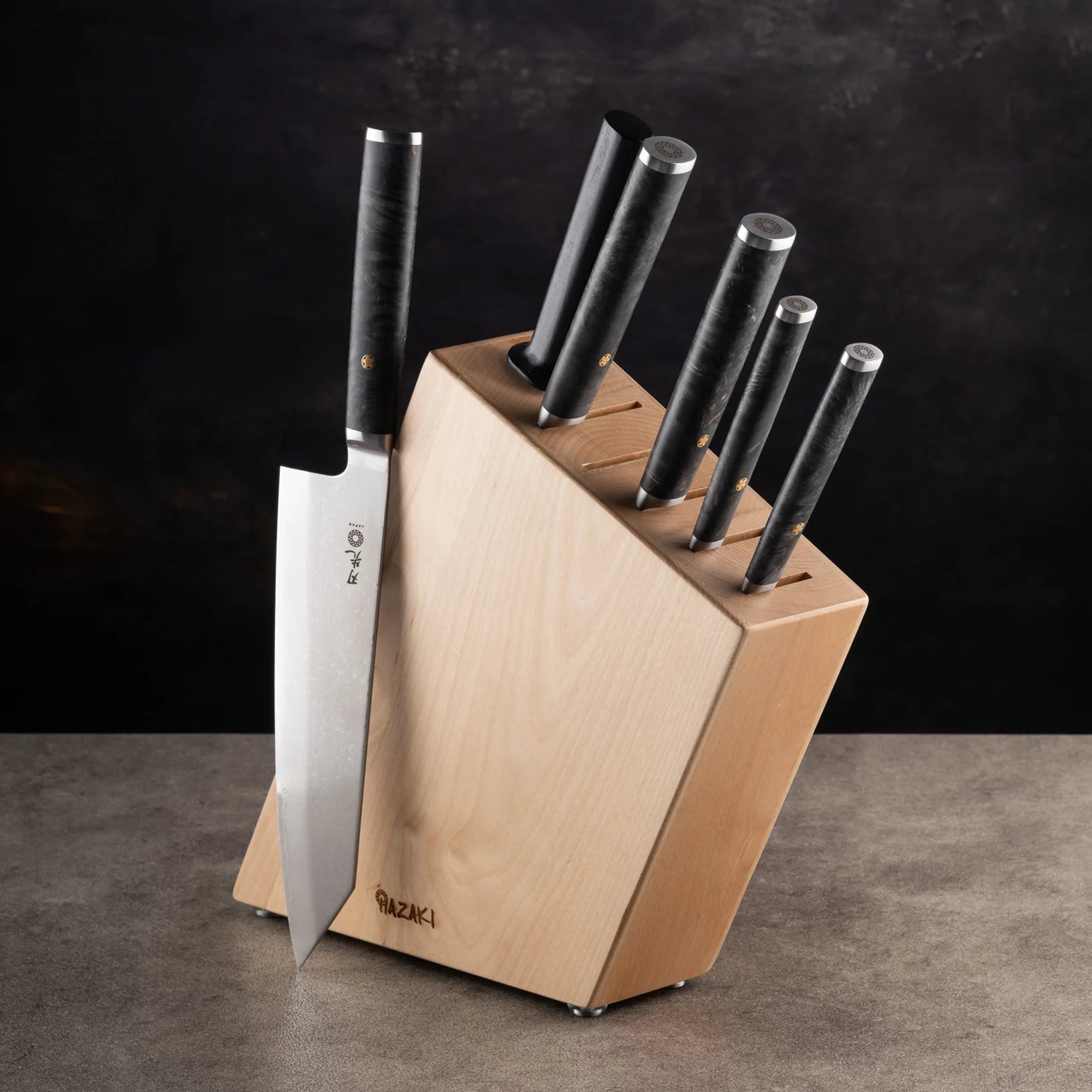 Hazaki Knife Block - Birch
