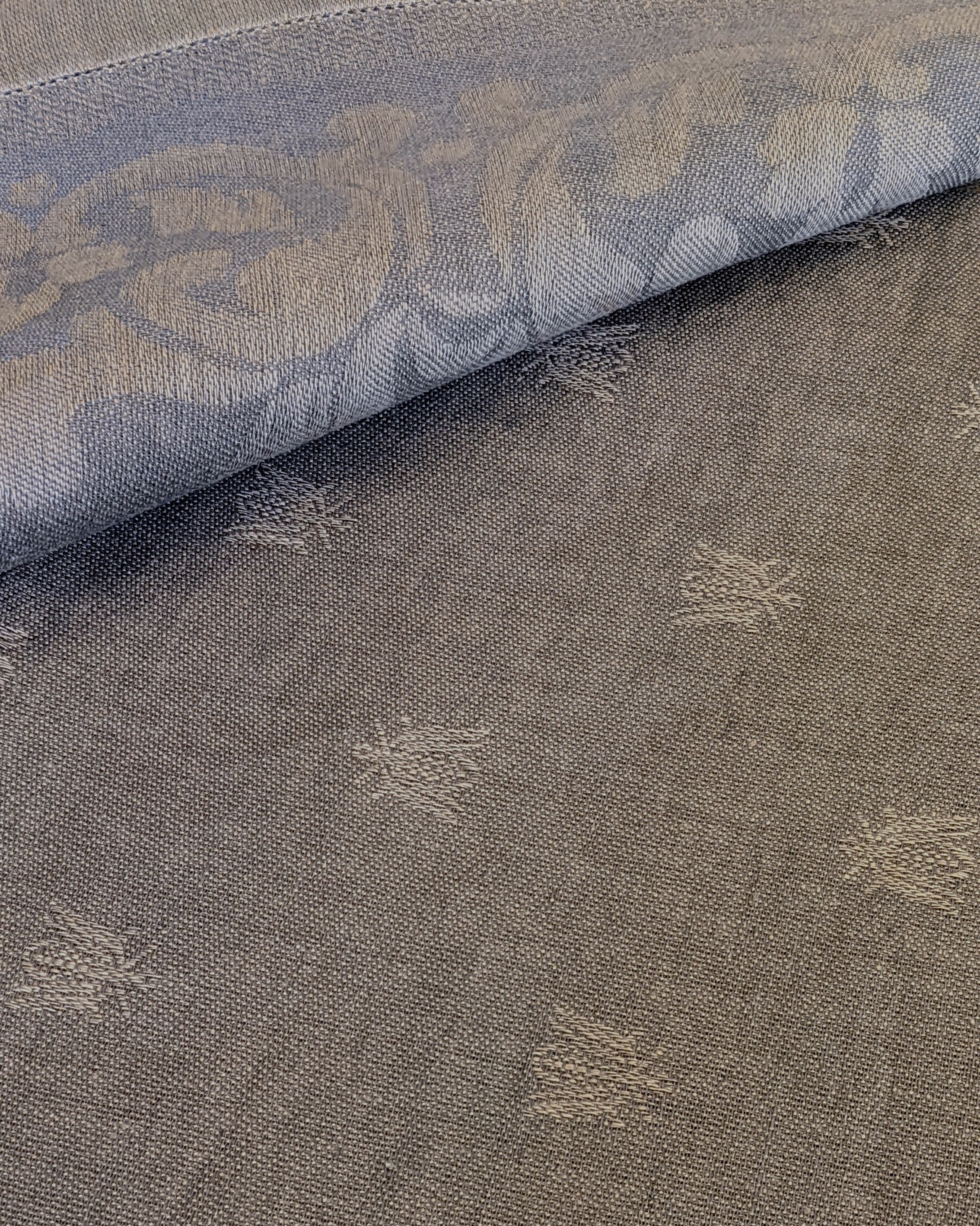 Tessitura Pardi "Bee Rustica" 100% Linen Tablecloth - 4 Colours⁸